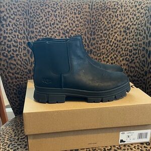 UGG Black Chelsea Lug Ankle Boots